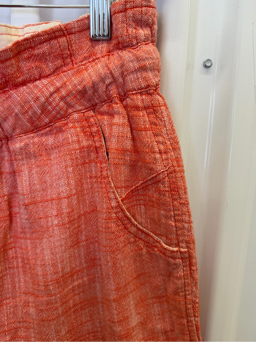 Free People Coral Linen Blend Crop Pants Drawstring Waist Size Small - Picture 4 of 5